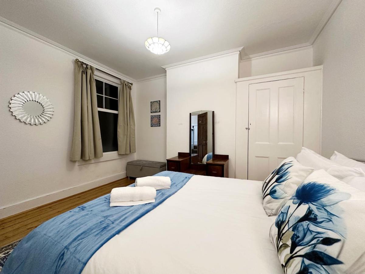 Hannah Place Near Finsbury Park - 4 Double Beds, Ideal For Families, Max 8 People London Eksteriør billede