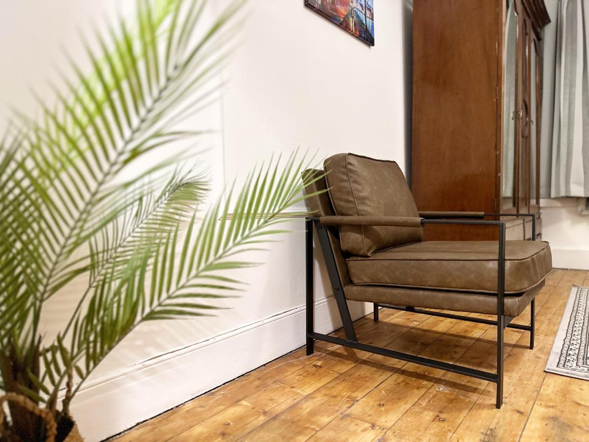 Hannah Place Near Finsbury Park - 4 Double Beds, Ideal For Families, Max 8 People London Eksteriør billede