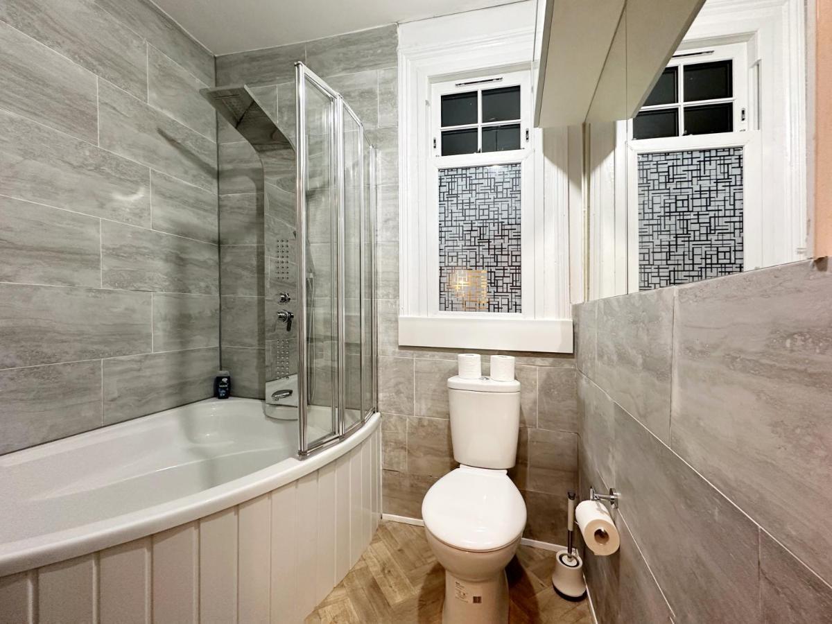 Hannah Place Near Finsbury Park - 4 Double Beds, Ideal For Families, Max 8 People London Eksteriør billede