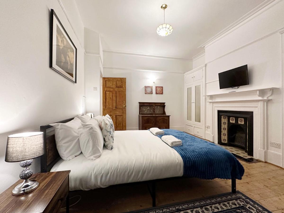Hannah Place Near Finsbury Park - 4 Double Beds, Ideal For Families, Max 8 People London Eksteriør billede